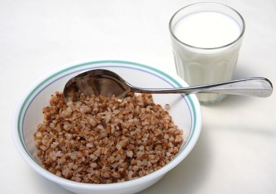 Buckwheat with kefir - the basis of the diet of one of the options for an effective diet