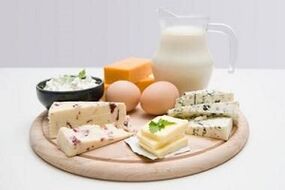 Eggs, low-fat dairy and fermented milk products for a protein diet